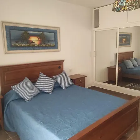 Marina Palace Paraiso * Адехе