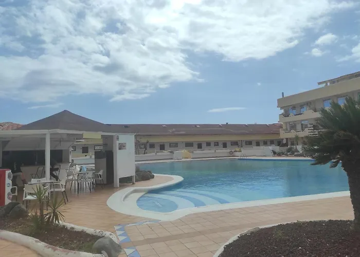 Marina Palace Paraiso * אדחה