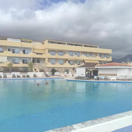 Marina Palace Paraiso * 阿德耶