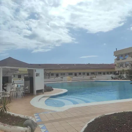 Marina Palace Paraiso * 阿德耶